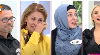 Esra Erol'da duygusal anlar: Hülya Kuran'ın kızı ilk defa ekran karşısına çıktı! Hülya Kuran gözyaşları tutamadı