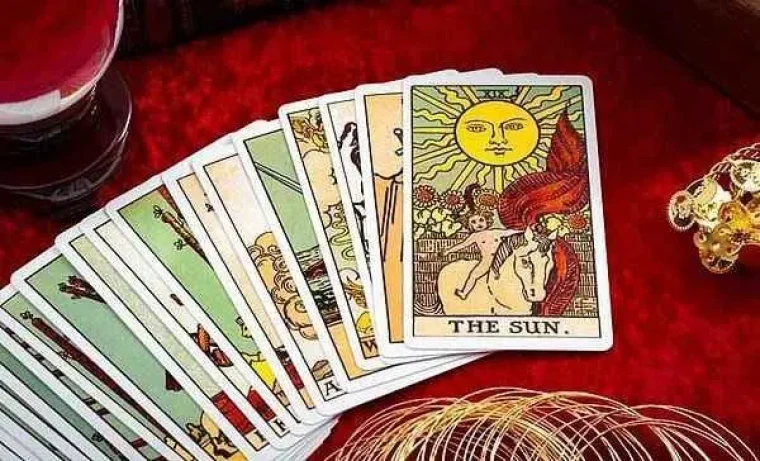 18 Kasım Pazartesi 2024: Günlük Tarot Falı (Aşk, Sağlık, Para, İş) 5