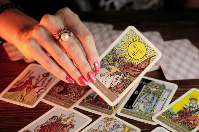 23 Kasım 2024 Cumartesi : Günlük Tarot Falı (Aşk, Sağlık, Para, İş) 5