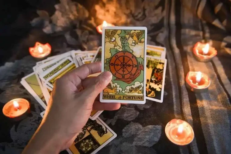 25 Kasım Pazartesi 2024: Günlük Tarot Falı (Aşk, Sağlık, Para, İş) 6