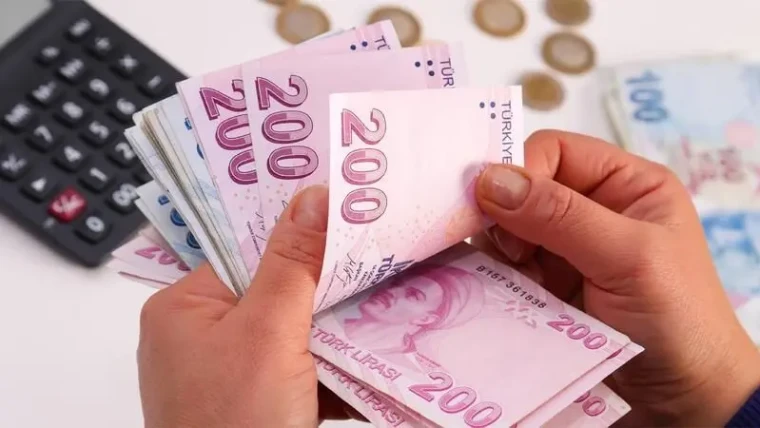 Emeklilik bekleyenler dikkat: Son 2 bin 520 gün kritik! İşte, emekli maaşında önemli 7 yıl etkisi… 1