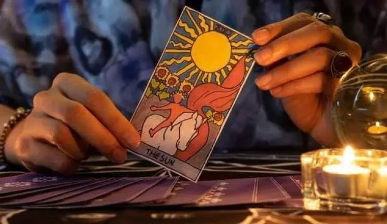 22 Kasım Cuma 2024: Günlük Tarot Falı (Aşk, Sağlık, Para, İş) 3