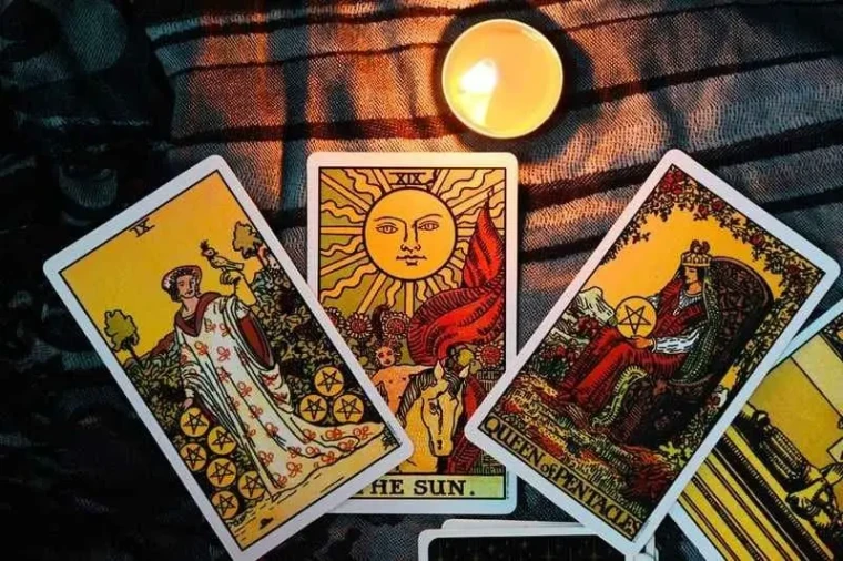 22 Kasım Cuma 2024: Günlük Tarot Falı (Aşk, Sağlık, Para, İş) 4