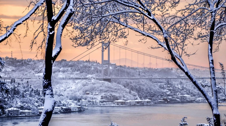 İstanbul’da Kar Bekleniyor! Kasım Ayında Sıcaklıklar Düşüyor